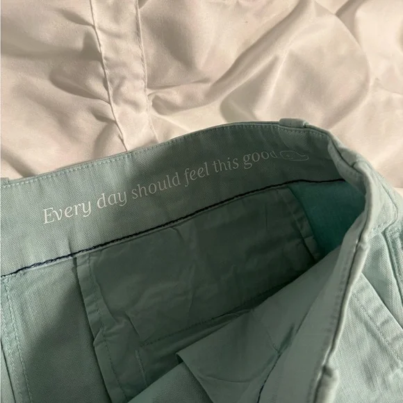 Vineyard Vines Women's Teal Shorts - Picture 3 of 5